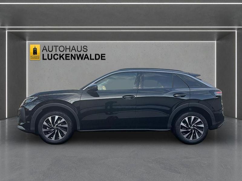 Neu VW T-Roc Pro 116 PS (85 kW) 2026 Schwarz SUV