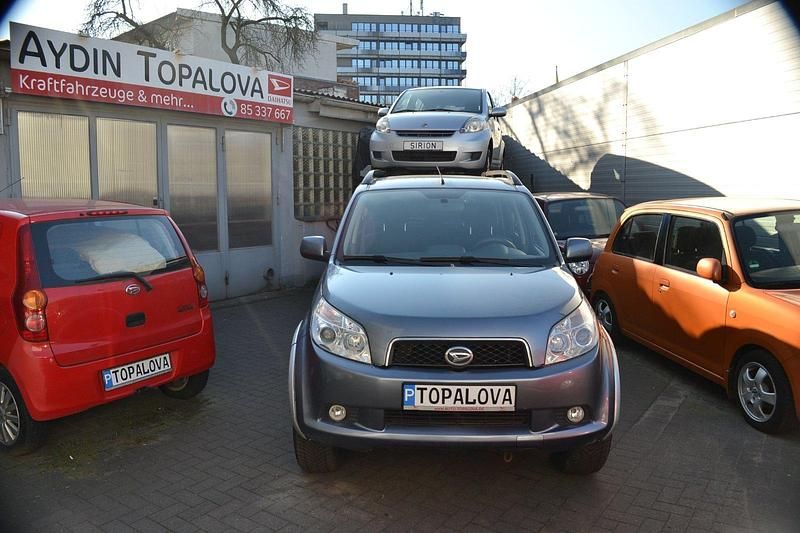 Gebraucht Daihatsu Terios 105 PS (77 kW) 2008 Grau SUV