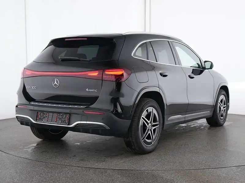 Gebraucht Mercedes EQA300 AMG 167 kW (228 PS) 2025 Schwarz SUV