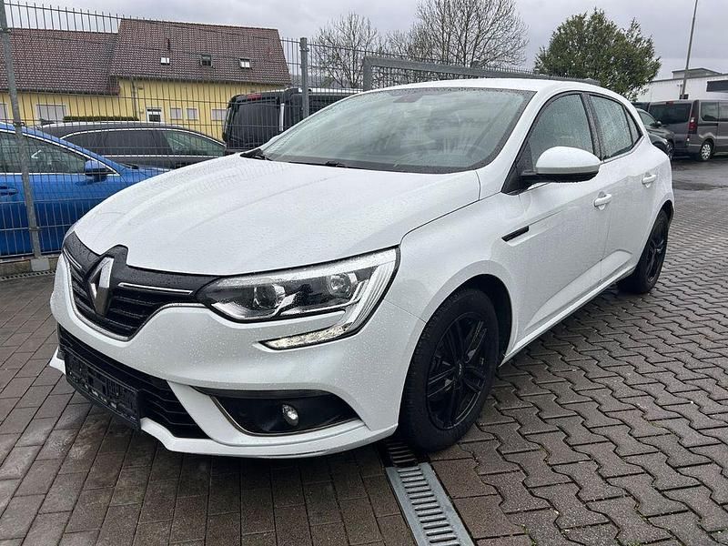 Gebraucht Renault Mégane IV 116 PS (85 kW) 2020 Weiß Limousine
