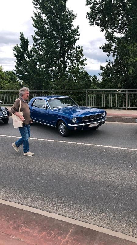 Blau Gebraucht 1966 Ford Mustang Coupé | 19.590 € - Bild 1/4