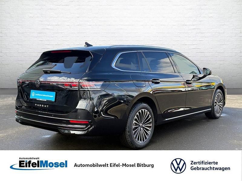 Neu VW Passat 150 PS (110 kW) 2026 Schwarz Kombi
