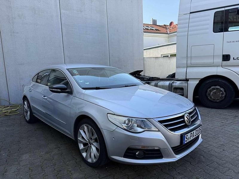 Gebraucht VW Passat 170 PS (125 kW) 2010 Grau Coupé