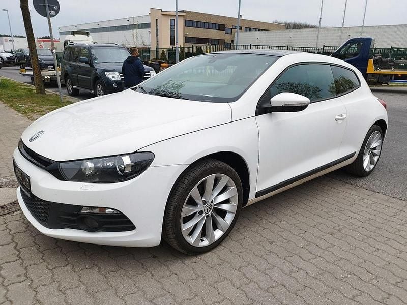 Second-hand VW Scirocco 160 CP (117 kW) 2010 Alb Coupe