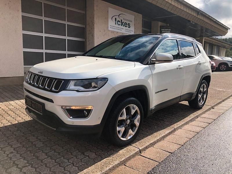 Weiß Gebraucht 2018 Jeep Compass Limited SUV | 14.750 € (Superpreis) - Bild 1/4