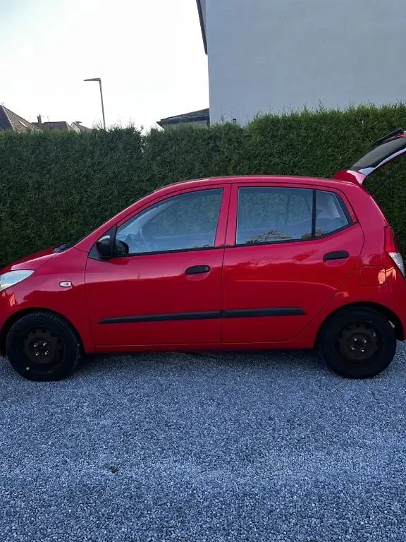 Gebraucht Hyundai i10 67 PS (49 kW) 2008 Rot Kleinwagen