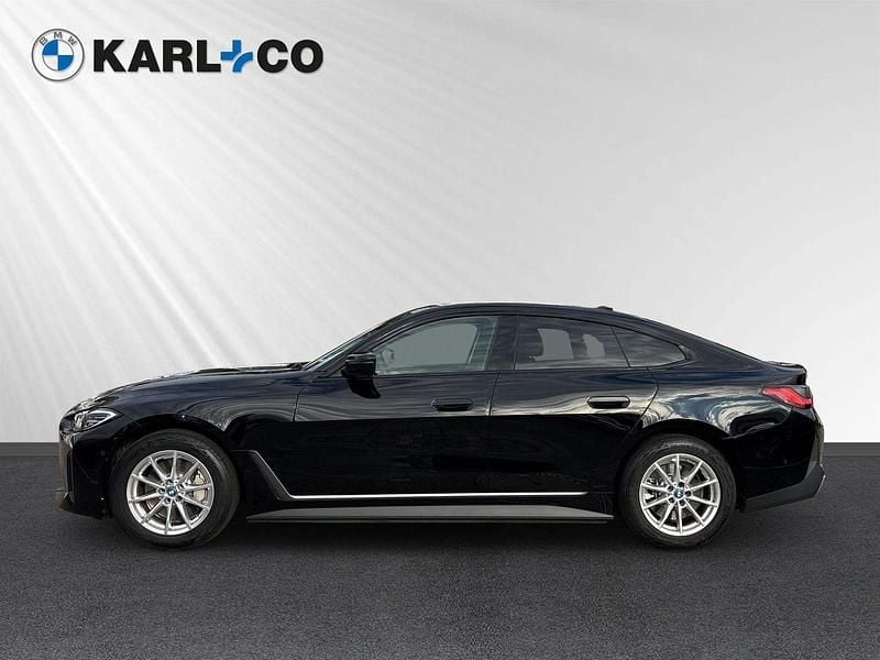 Schwarz Gebraucht 2023 BMW i4 Sport Line Limousine | 31.978 € (Guter Preis) - Bild 1/4