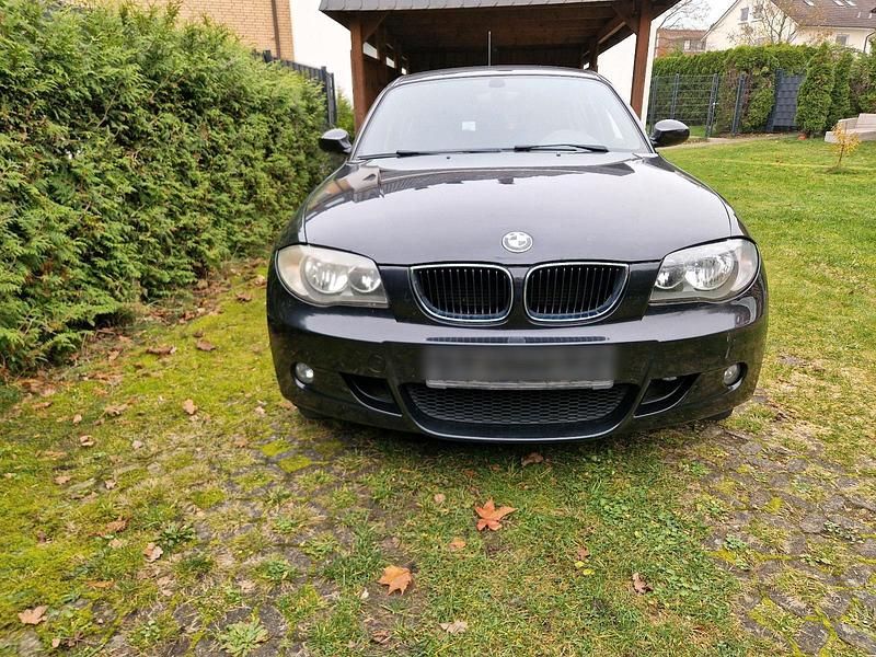 Schwarz Gebraucht 2007 BMW 118 M Sport Kleinwagen | 1.900 € (Superpreis) - Bild 1/4