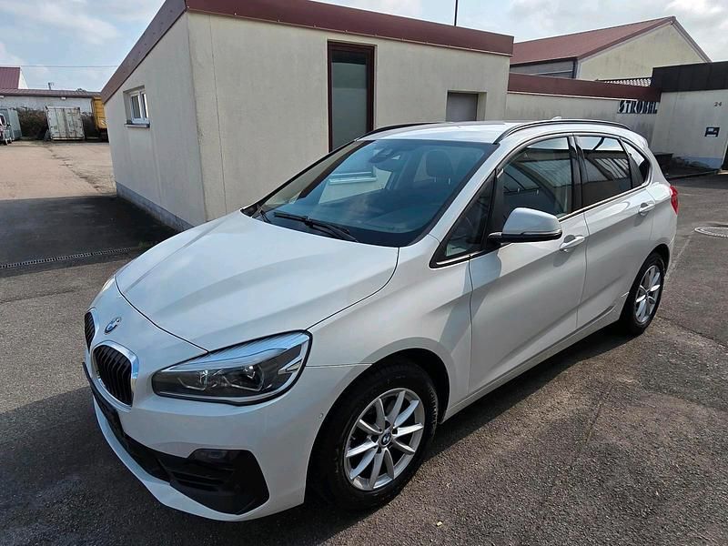 Gebraucht BMW 218 Advantage 150 PS (110 kW) 2019 Weiß Kombi
