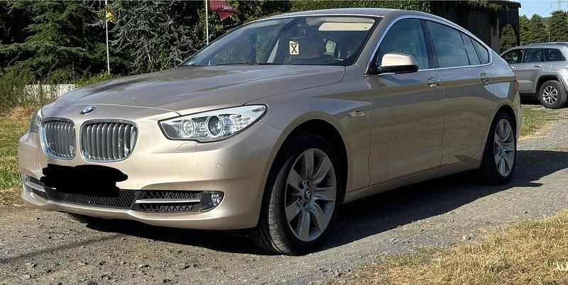 Grau Gebraucht 2011 BMW 550 Gran Turismo Limousine | 10.999 € - Bild 1/4