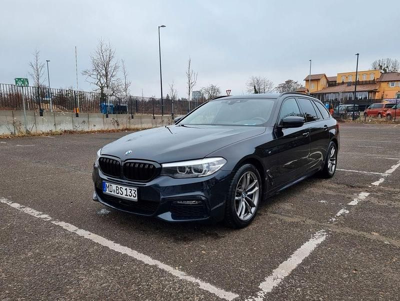 Schwarz Gebraucht 2018 BMW 530 M Sport Kombi | 26.000 € (Guter Preis) - Bild 1/4