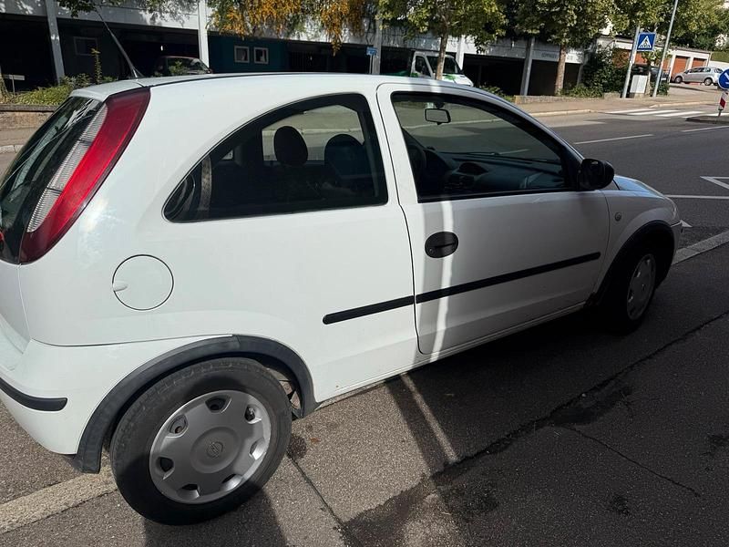 Gebraucht Opel Corsa 60 PS (44 kW) 2005 Weiß Kleinwagen