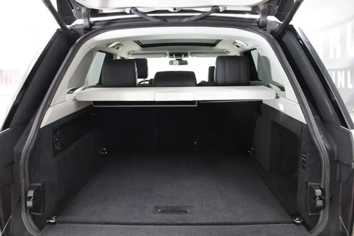 Gebraucht Land Rover Range Rover Vogue 258 PS (189 kW) 2013 Silber SUV