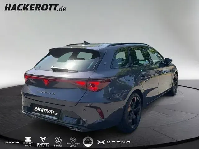 Neu Cupra Leon 150 PS (110 kW) 2025 Violett Kombi