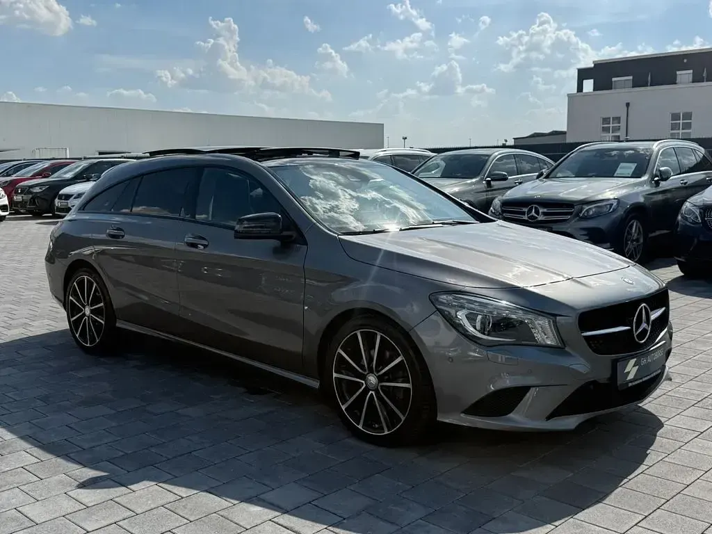 Gebraucht Mercedes CLA200 Shooting Brake Night 156 PS (114 kW) 2015 Grau Kombi