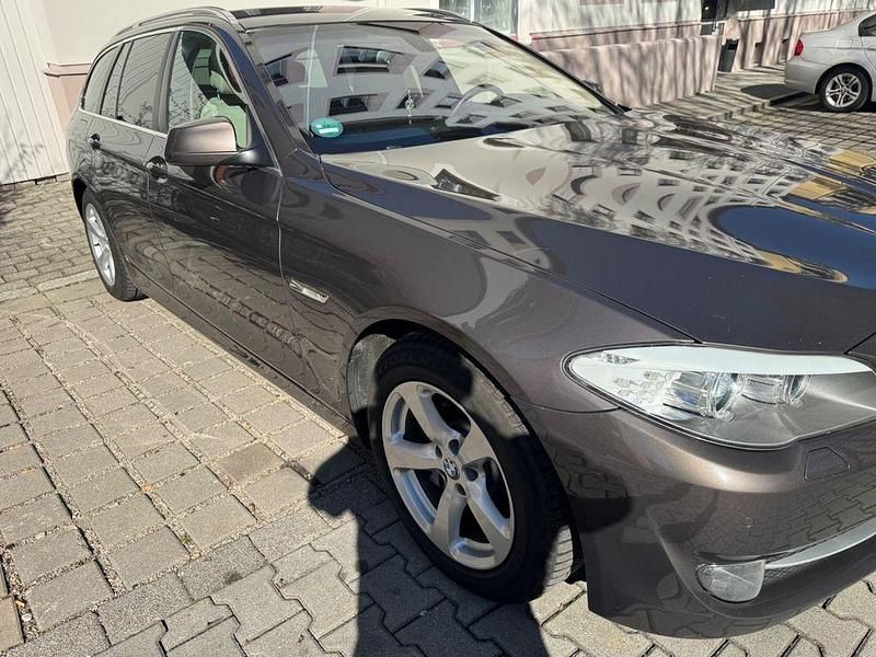 Second-hand BMW 525 218 CP (160 kW) 2012 Maro Break