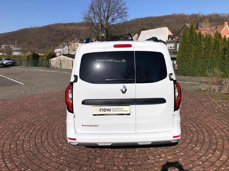 Gebraucht Renault Kangoo Techno 131 PS (96 kW) 2023 Weiß Van / Kleinbus