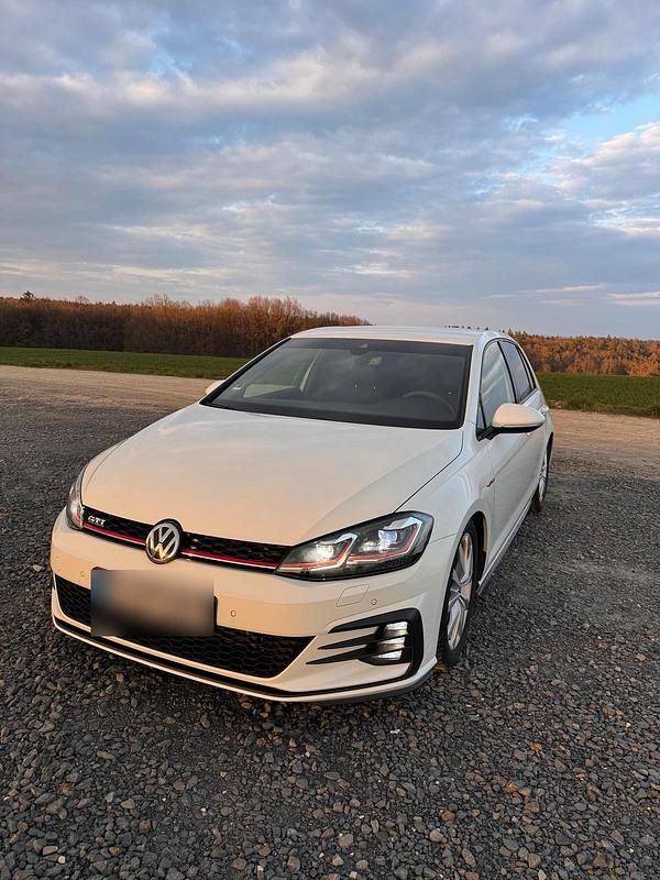 Gebraucht VW Golf VII GTI 230 PS (169 kW) 2017 Weiß Limousine