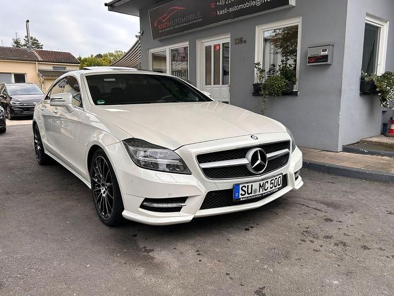 Weiß Gebraucht 2012 Mercedes CLS250 AMG Limousine | 16.900 € (Fairer Preis) - Bild 1/4