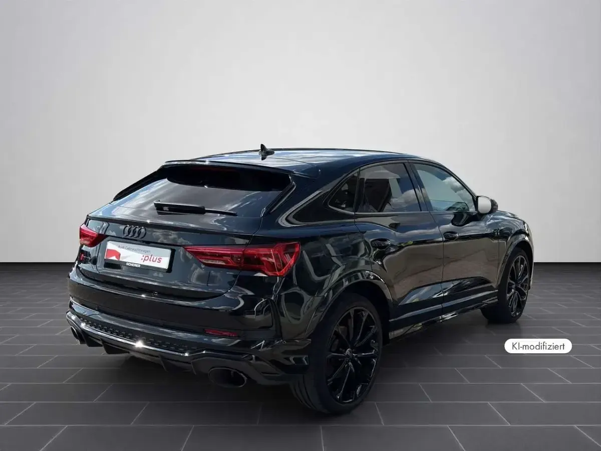 Gebraucht Audi Q3 400 PS (294 kW) 2023 Mythosschwarz metallic SUV