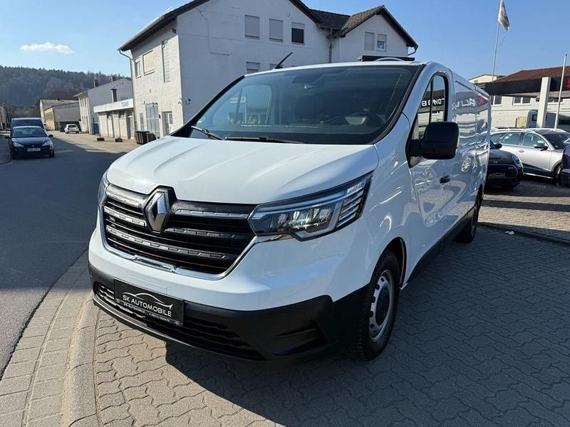 Gebraucht Renault Trafic 150 PS (110 kW) 2022 Weiß Van / Kleinbus