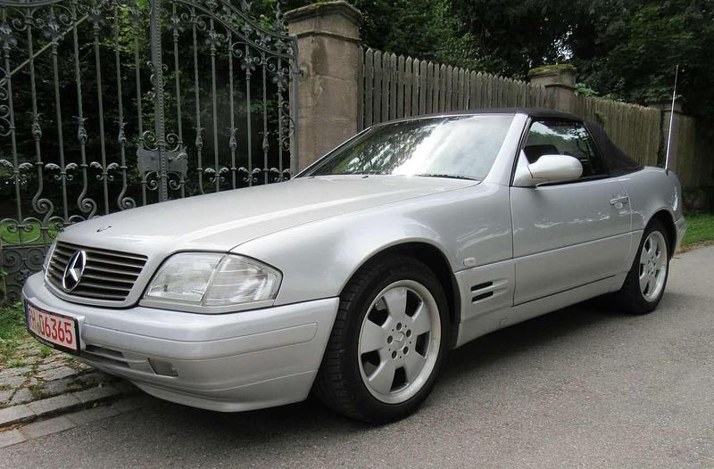 Brilliantsilber metallic Gebraucht 2000 Mercedes SL280 Cabrio | 25.900 € (Fairer Preis) - Bild 1/4
