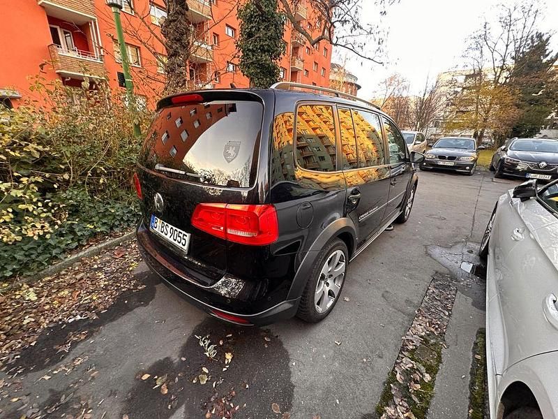 Gebraucht VW Touran 170 PS (125 kW) 2012 Schwarz Van / Kleinbus