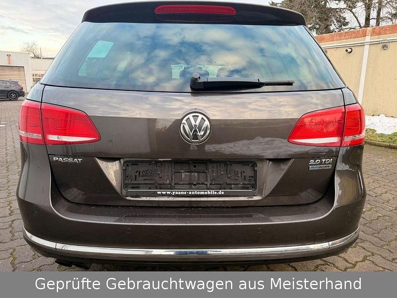Gebraucht VW Passat 140 PS (102 kW) 2013 Schwarz Kombi