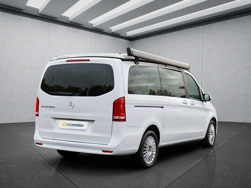 Gebraucht Mercedes V250 190 PS (139 kW) 2024 Weiß Van / Kleinbus