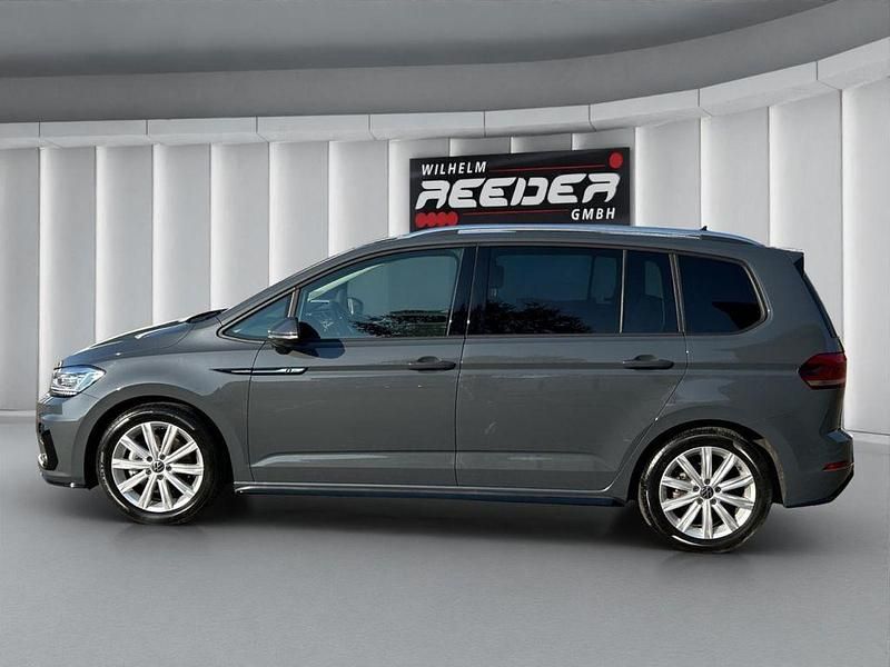 Gebraucht VW Touran R-line 150 PS (110 kW) 2025 Delfingrau Van / Kleinbus
