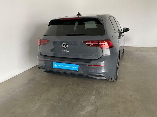 Gebraucht VW Golf VII United 150 PS (110 kW) 2021 B0 delfingrau metallic Kleinwagen