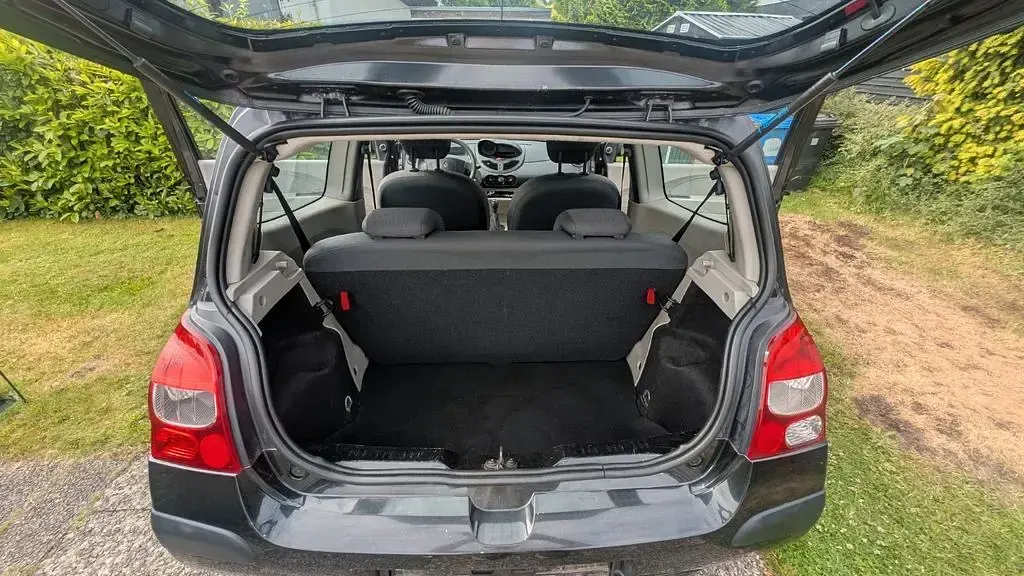 Gebraucht Renault Twingo Authentique 58 PS (42 kW) 2008 Schwarz Kleinwagen