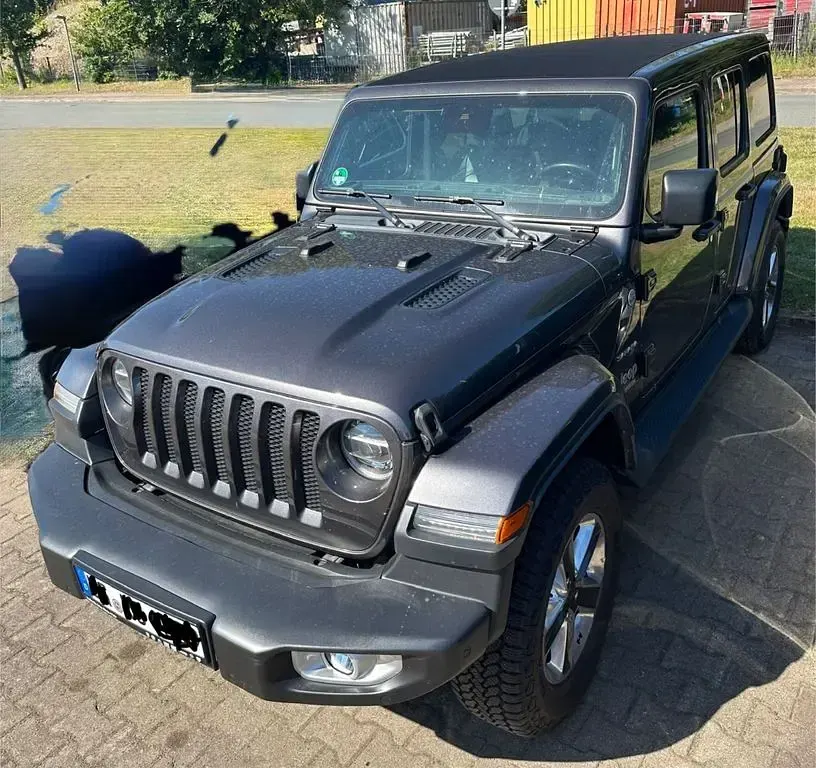 Gebraucht Jeep Wrangler Unlimited Sahara 200 PS (147 kW) 2020 Grau SUV