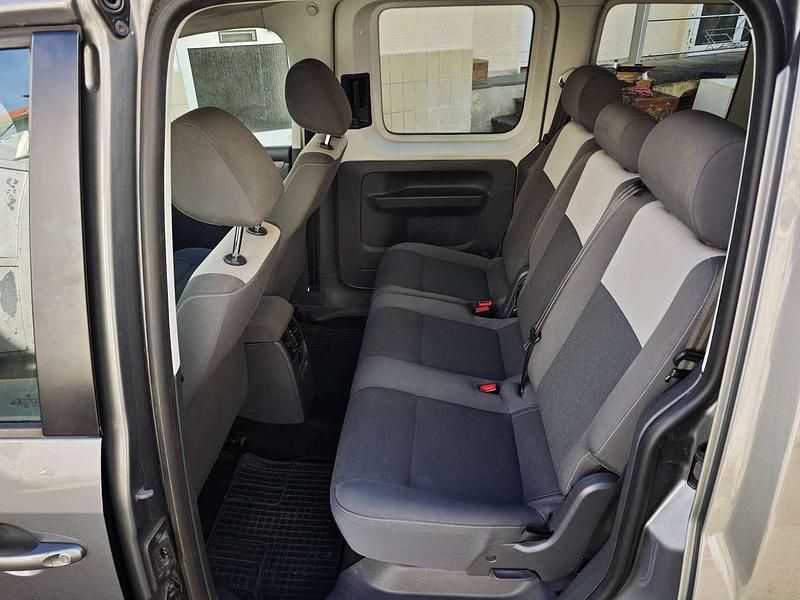 Gebraucht VW Caddy Trendline 75 PS (55 kW) 2013 Natural grey metallic Van / Kleinbus