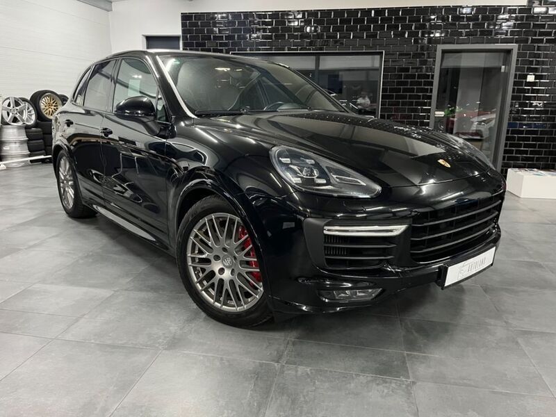 Schwarz Gebraucht 2015 Porsche Cayenne GTS SUV | 39.999 € (Fairer Preis) - Bild 1/4
