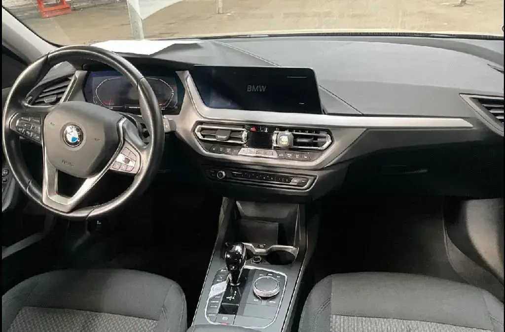 Gebraucht BMW 116 Performance 116 PS (85 kW) 2023 Schwarz Kleinwagen