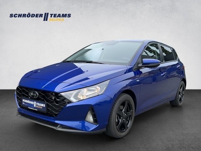 Blau Gebraucht 2022 Hyundai i20 Trend Kleinwagen | 15.790 € (Guter Preis) - Bild 1/4