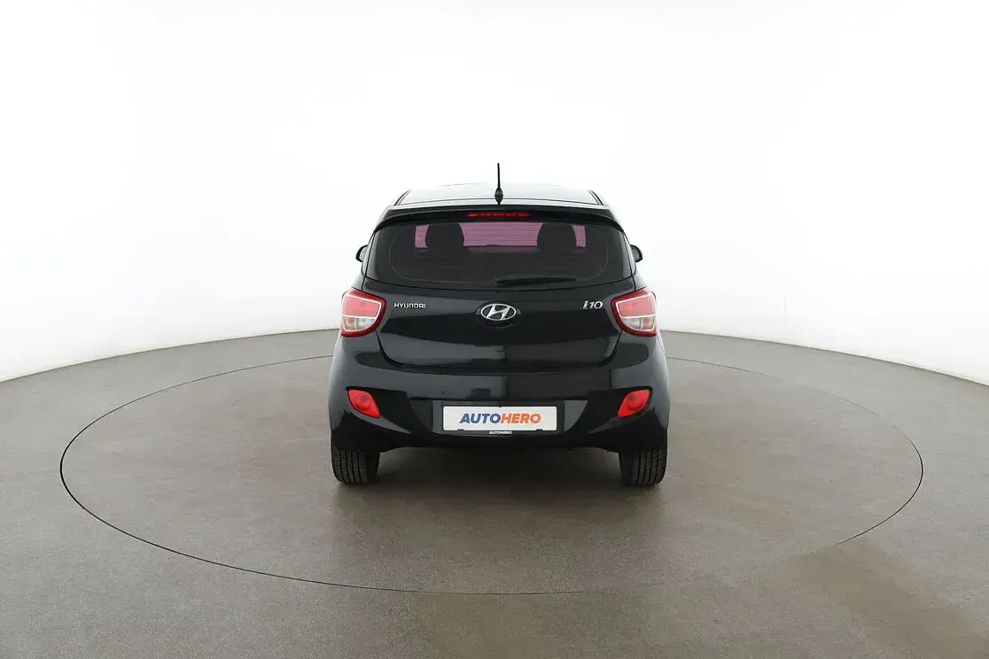 Gebraucht Hyundai i10 Style 87 PS (63 kW) 2016 Schwarz Kleinwagen