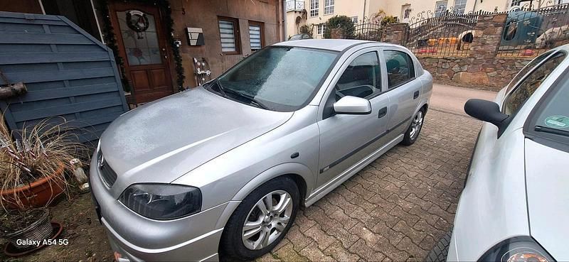 Gebraucht Opel Astra 100 PS (73 kW) 1998 Silber Kombi