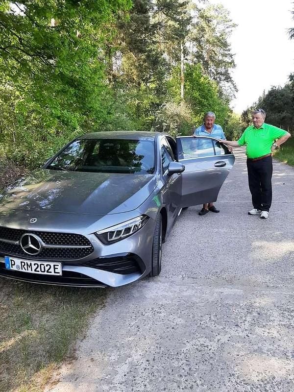 Gebraucht Mercedes A250 Advanced Plus 218 PS (160 kW) 2023 Grau Limousine