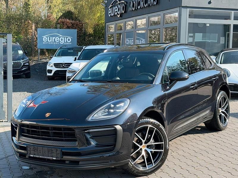 Gebraucht Porsche Macan 265 PS (194 kW) 2022 Schwarz SUV