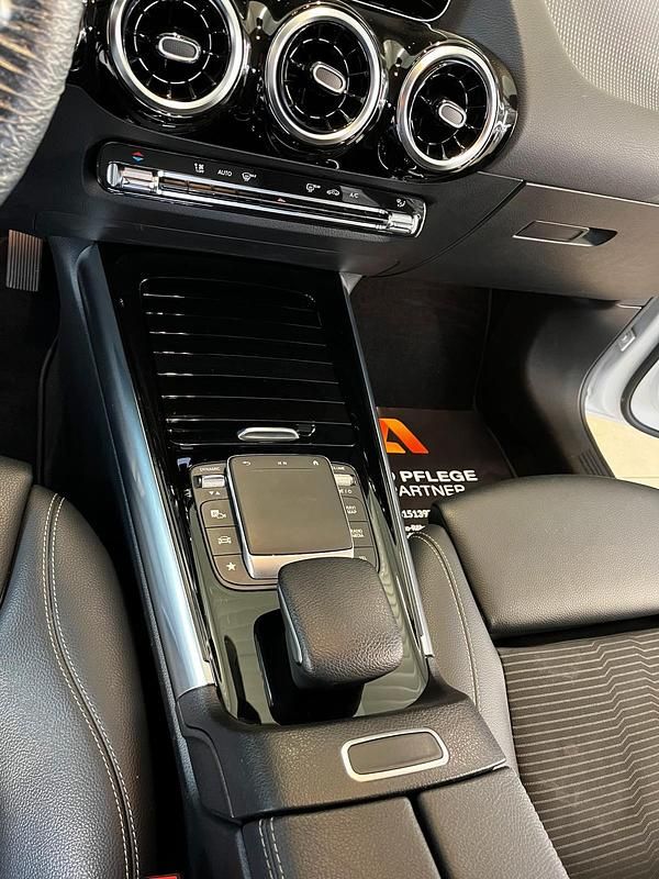 Gebraucht Mercedes B220 190 PS (139 kW) 2021 Weiß Van / Kleinbus