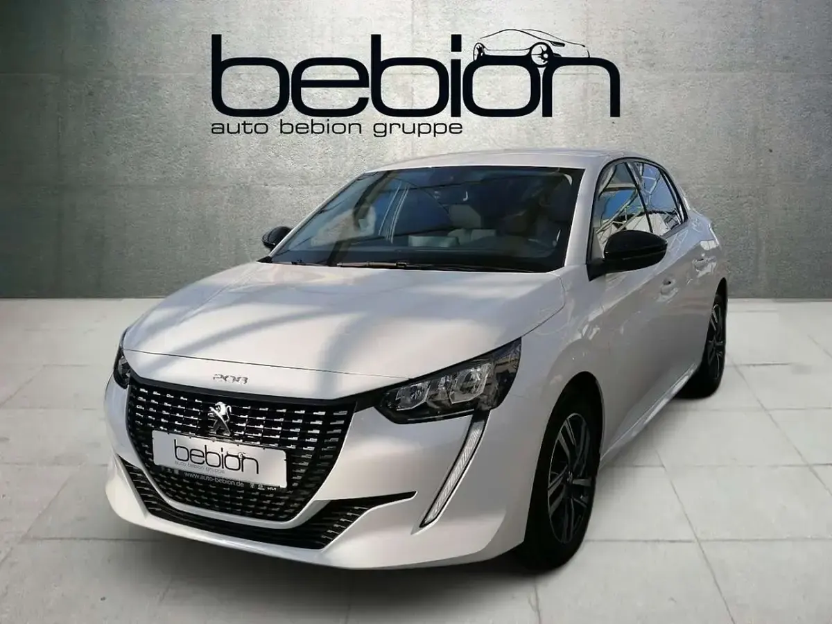 Gebraucht Peugeot 208 Allure 101 PS (74 kW) 2024 Kleinwagen