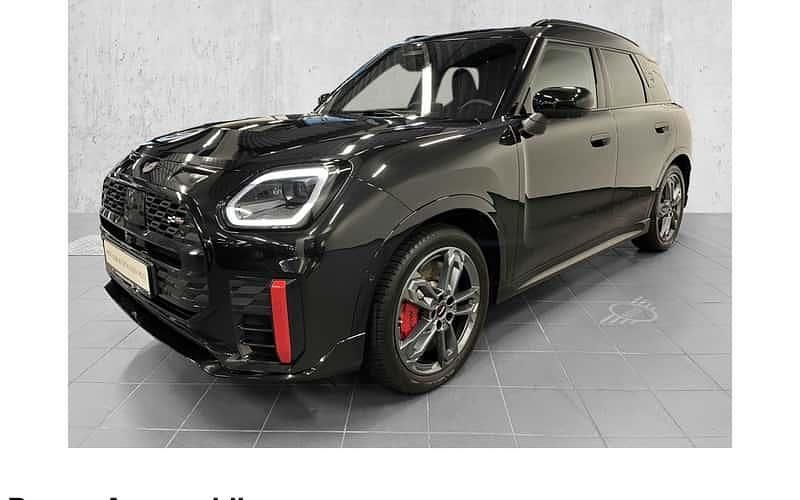 Schwarz Gebraucht 2024 Mini John Cooper Works Countryman Classic SUV | 40.750 € - Bild 1/4