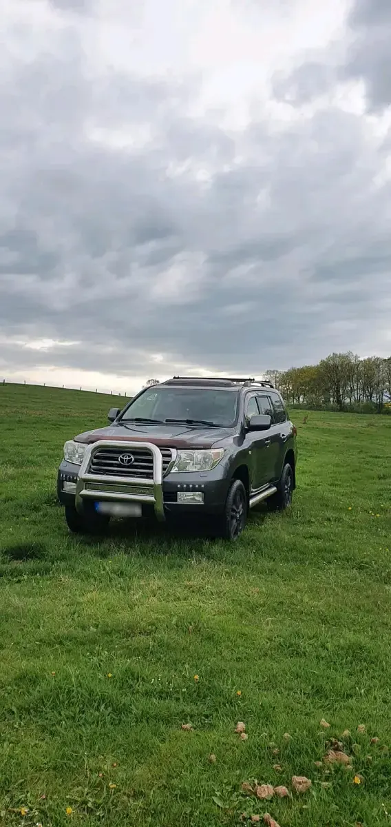 Gebraucht Toyota Land Cruiser V8 282 PS (207 kW) 2008 Grau SUV