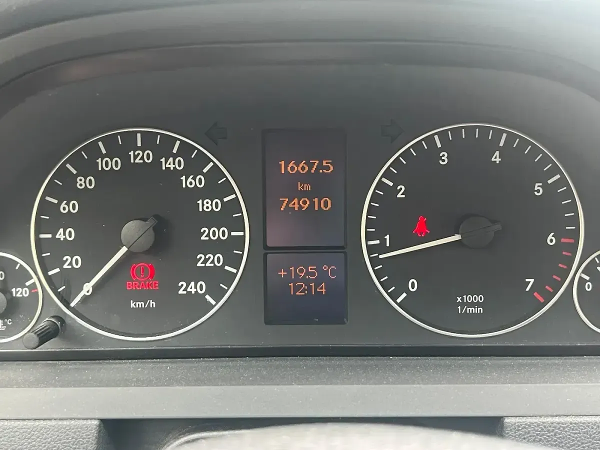 Gebraucht Mercedes A150 95 PS (69 kW) 2006 Schwarz Kleinwagen