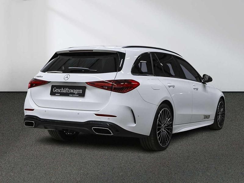 Gebraucht Mercedes C220 AMG 197 PS (144 kW) 2026 Unilack polarweiß Kombi
