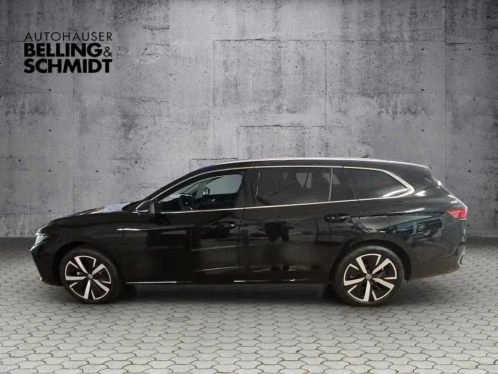 Gebraucht VW Passat Business 150 PS (110 kW) 2026 Schwarz Kombi