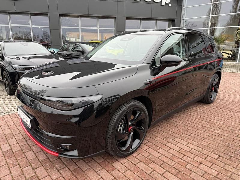 Neu Leapmotor C10 439 kW (598 PS) 2026 Schwarz SUV