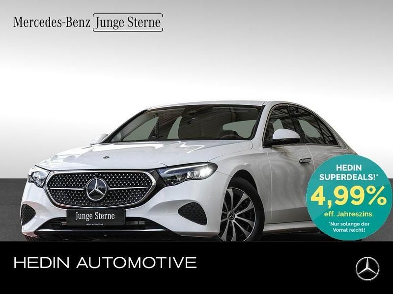 Weiß Gebraucht 2024 Mercedes E200 Avantgarde Limousine | 44.780 € (Superpreis) - Bild 1/4